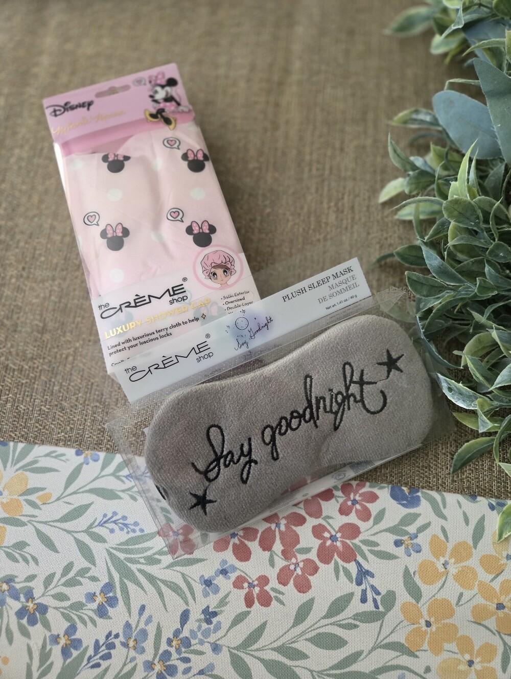 The Creme Shop Sleep Mask And Shower CapMinnie Mouse shower cap, oversized.